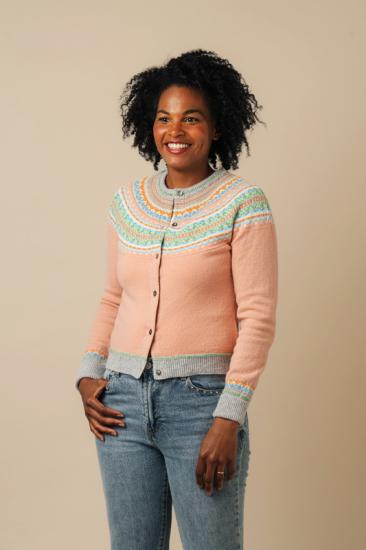 Cardigan Alpine Short Honeysuckle von Eribé of Scotland